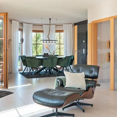 Modern Holiday In Willersdorf With 펜션 프랑켄베르크작센