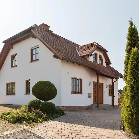 펜션 Modern Holiday In Willersdorf With *